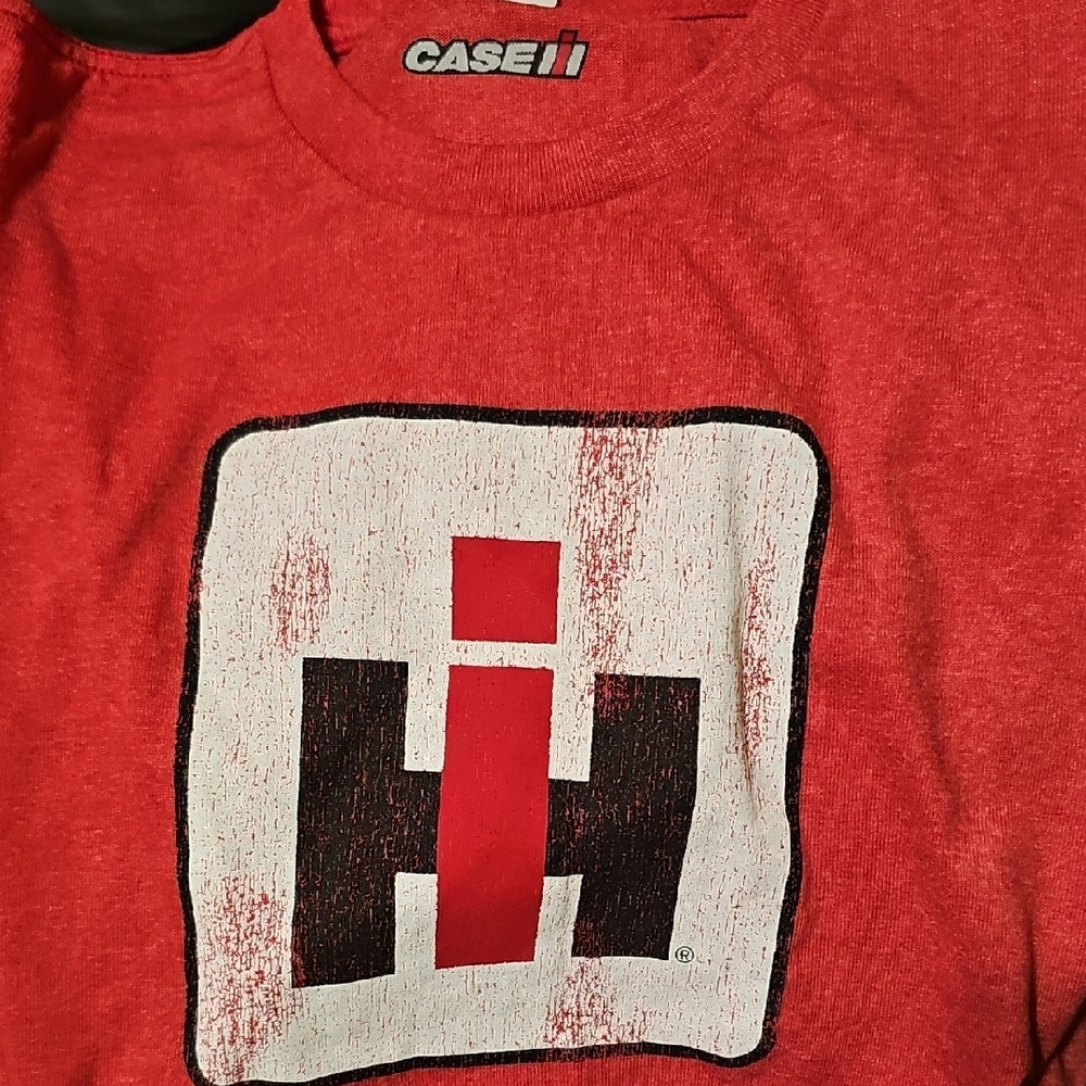 Red Short Sleeve Tee